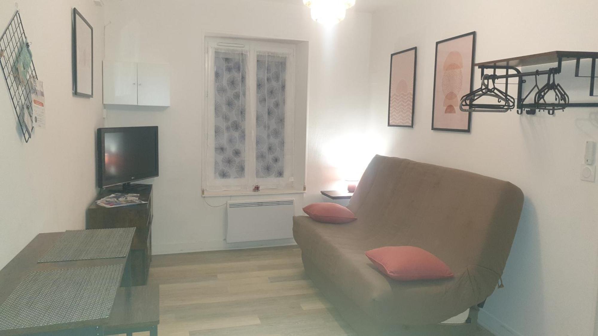 Ingre Studio Meuble Et Equipe מראה חיצוני תמונה